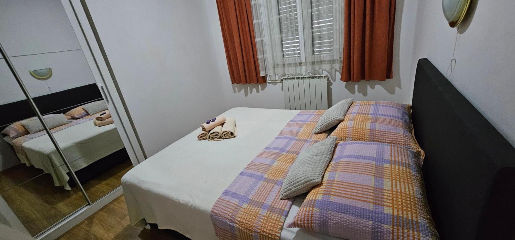Apartman Pida Primosten Exterior photo