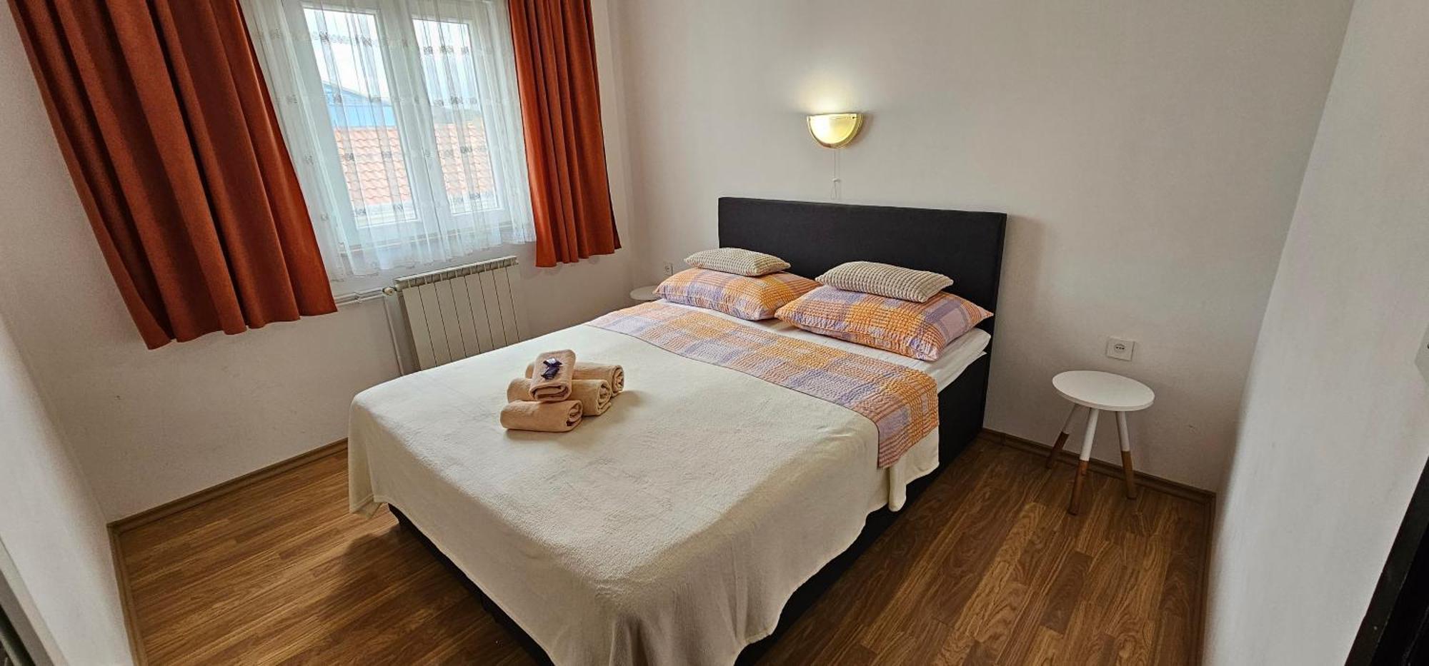 Apartman Pida Primosten Exterior photo